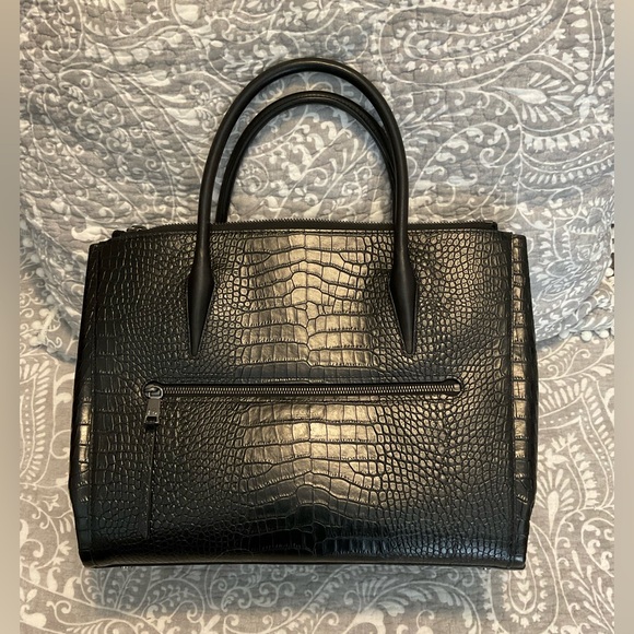EUC Henri Bendel Tote - Picture 2 of 16